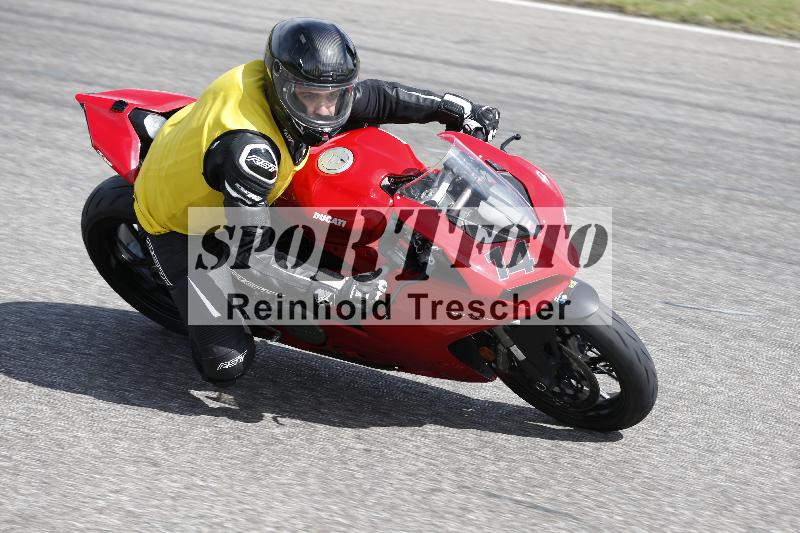 /Archiv-2025/07 19.04.2025 Speer Racing ADR/Instruktorentraining/14